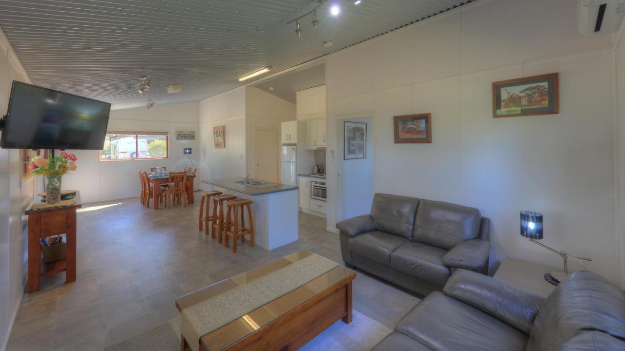 Killarney View Cabins And Caravan Park Exterior photo